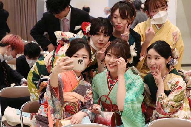 加茂市で初めての「二十歳を祝う会」