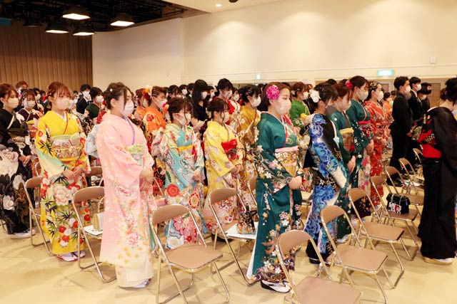 二十歳を祝う会のスナップ
