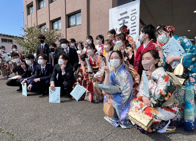 二十歳を祝う会のスナップ
