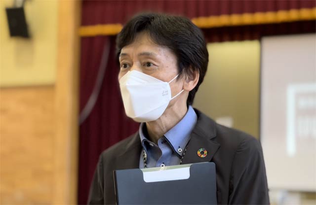 新制服導入を主導した比後校長