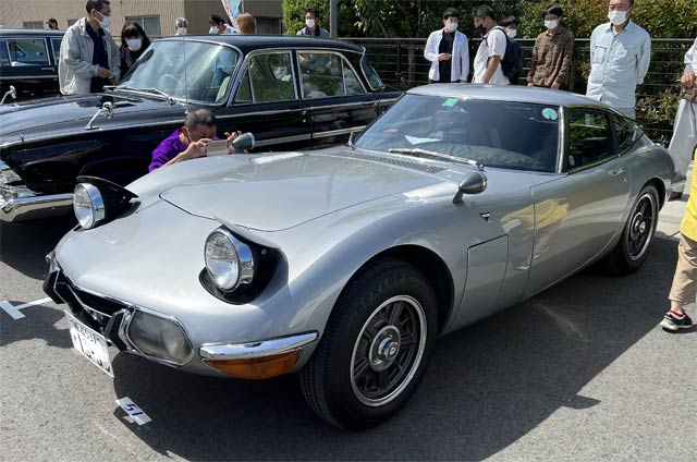 トヨタ2000GT