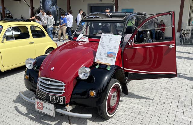 「ノスタルジックカーフェスタGOSEN」の展示車両