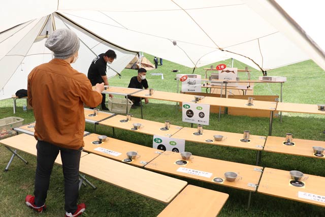 HEADQUARTERSで開かれた「雪峰祭 2022春」