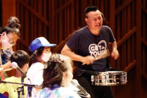 佐藤ひらりさんのファミリコンサートにゲスト出演した梶原徹也さん