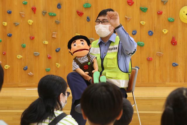 腹話術も