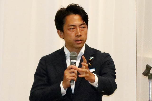 小泉衆院議員