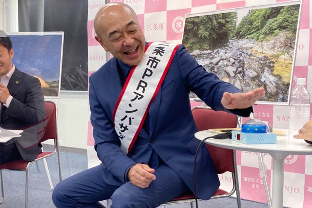 番組では押すことのなかった「へぇ」ボタンを押す
