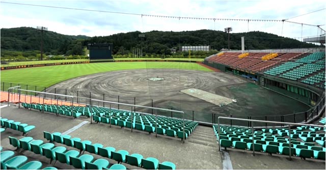 試合を待つだけのパールスタジアム