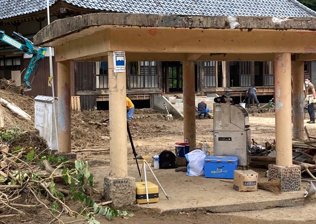 関川村湯沢地区の被災現場