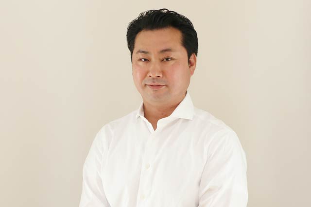 燕市議選に立候補する新人の近藤隆行氏