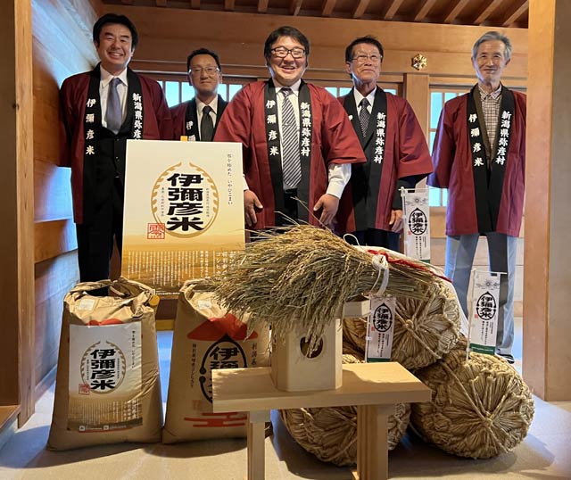生産者でふるさと納税PR用の写真撮影