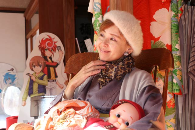 「森のうさぎ」をオープンする(株)storyの三留代表取締役