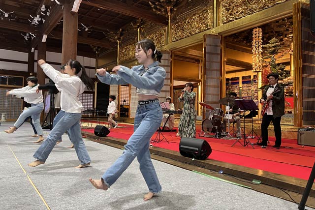 -バンドもじゃもジャズのデビューライブ