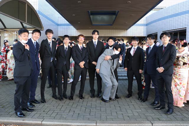 三条市成人式のようす