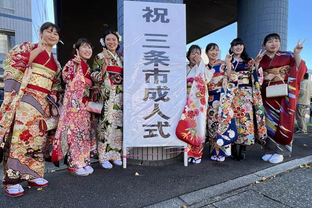 三条市成人式のようす