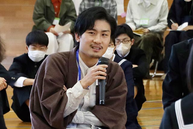 岩波さん
