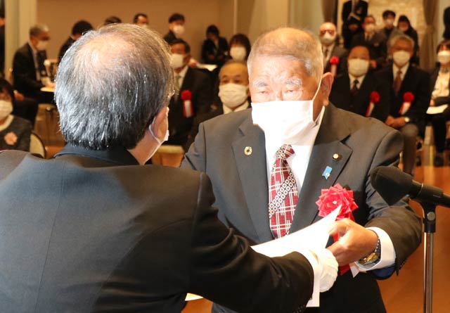 大岩勉燕市議