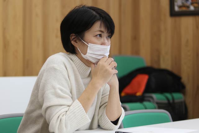 「JSEE 2022 Annual Conference International Session Award」を受賞したつばめいとの若林さん