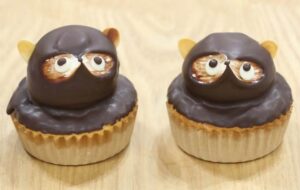 小冨士屋に生息する「たぬきケーキ」の捕獲好調