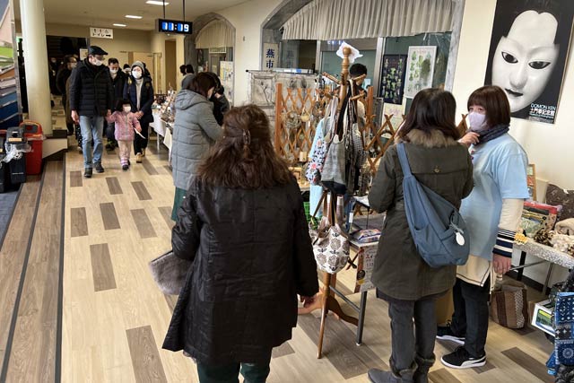 クラフトの出店も