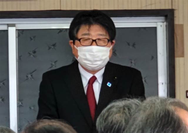 2期目を目指して県議選立候補を正式表明した杉井氏