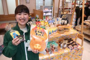 「沖縄フェア」で春まだ浅い「道の駅 たがみ」に琉球の風