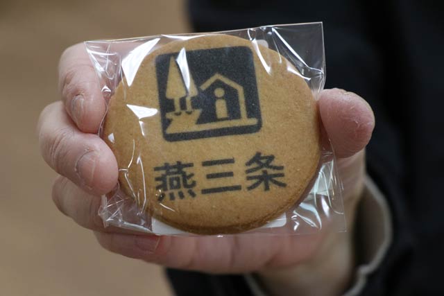 1日に買い物をした先着100人にプレゼントするオリジナルクッキー