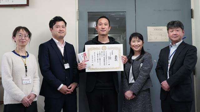 澤CMOを中央にふるさと納税チームのメンバー