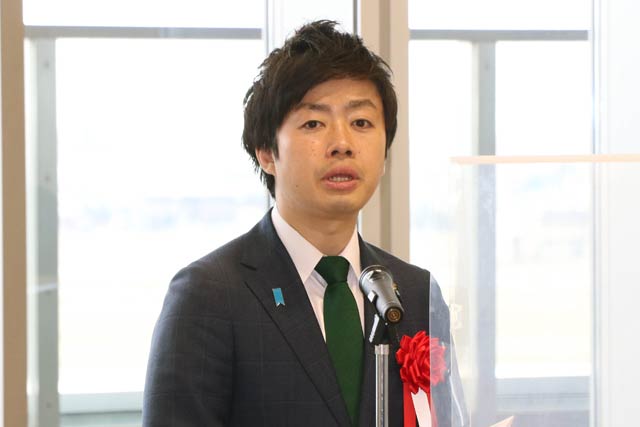 滝沢市長