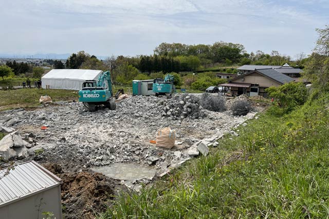 古い建物の解体撤去作業