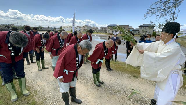 令和5年産伊彌彦米の御田植え祭
