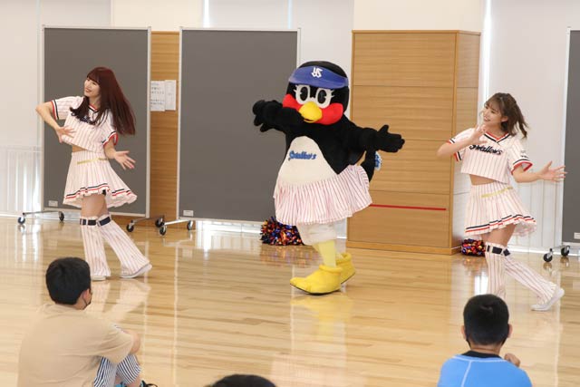 小学生を対象につばみダンス教室
