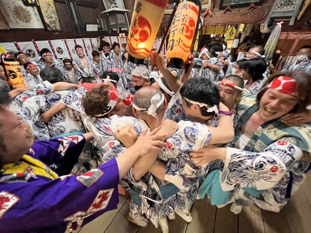木場小路万灯の舞い込み