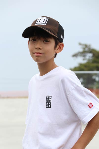小学1年生からスケートボードに熱中する小学5年生のスティーン希歩さん