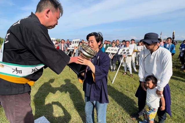 赤組3位の凧の藤組