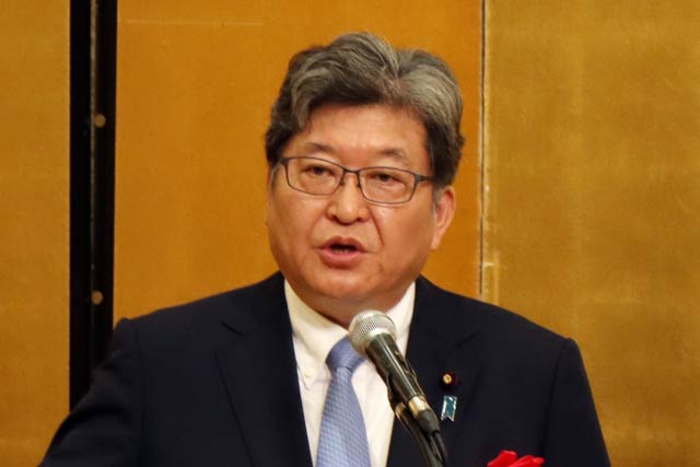 細田健一衆院議員を励ます会で特別講演を行う萩生田政調会長