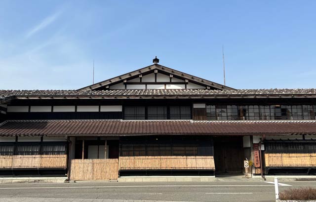 国の重要無形文化財の渡邊邸