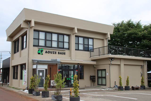 「ツバメビール」の醸造所を置く「AOUZE BASE」