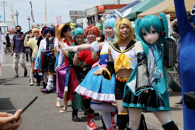 ミズベリング三条で初めてのコスプレパレード