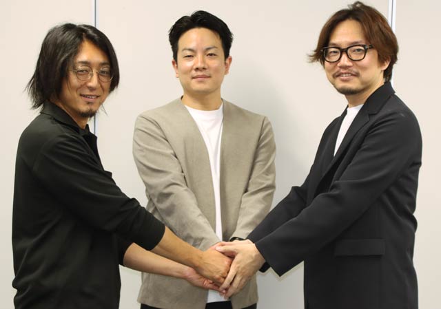 左からKOUBAの齋藤代表、横山事務局長、「燕三条 工場の祭典」全体監修の堅田さん