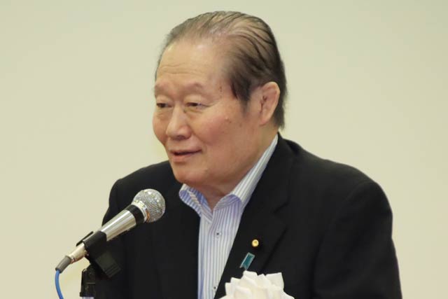 佐藤信秋参院議員