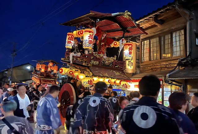 村上大祭の帰り屋台のおしゃぎり
