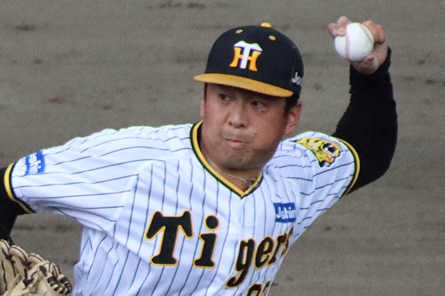 絶好のコンディションの三条パール金属スタジアム