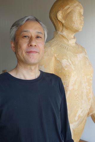 2016年に加茂市の「あとりえきっか」作品を展示したときの古川さん