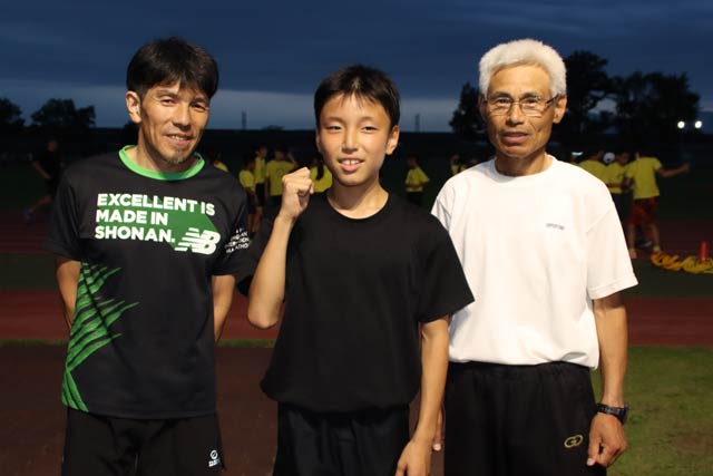 左から丸山コーチ、富樫さん、鈴木監督
