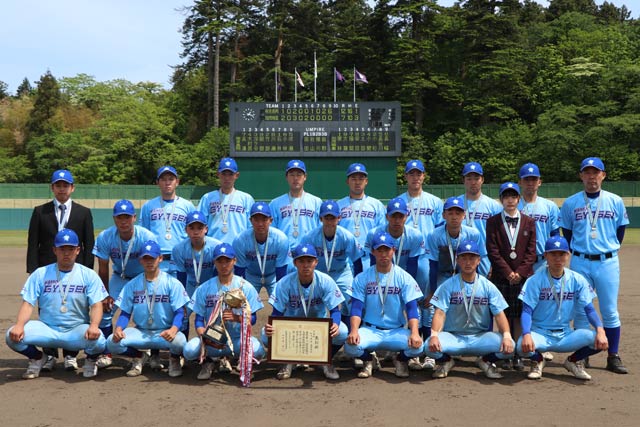 春の大会で準優勝したときの加茂暁星高校