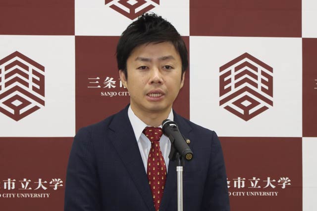 滝沢市長