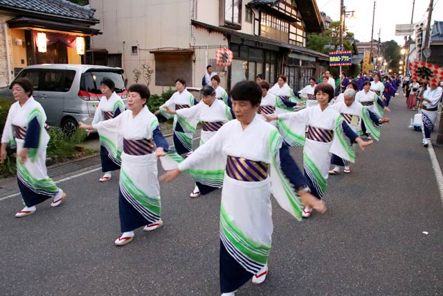 民謡流し