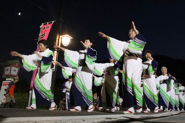 民謡流し