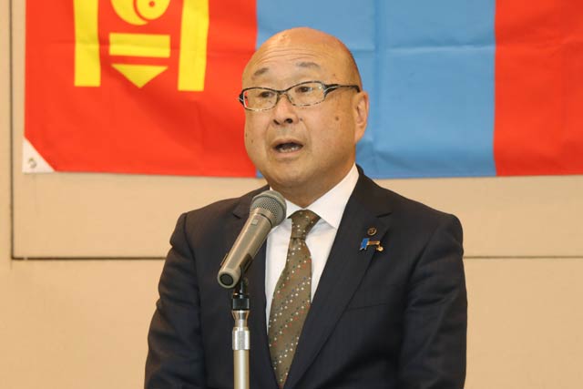 本間弥彦村長